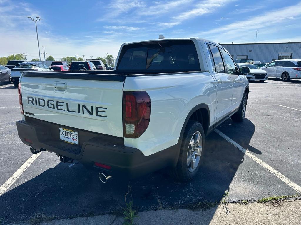 new 2025 Honda Ridgeline car, priced at $44,885