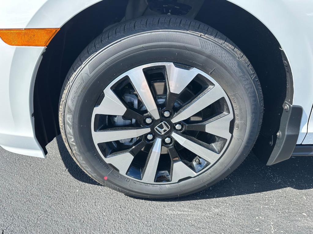 new 2026 Honda Odyssey car, priced at $45,110