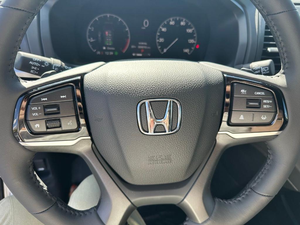 new 2026 Honda Odyssey car, priced at $44,745