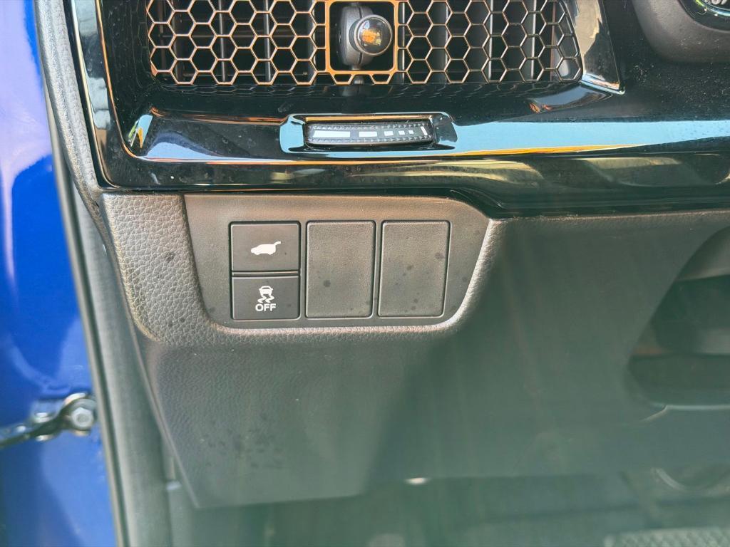 used 2024 Honda CR-V Hybrid car, priced at $33,900