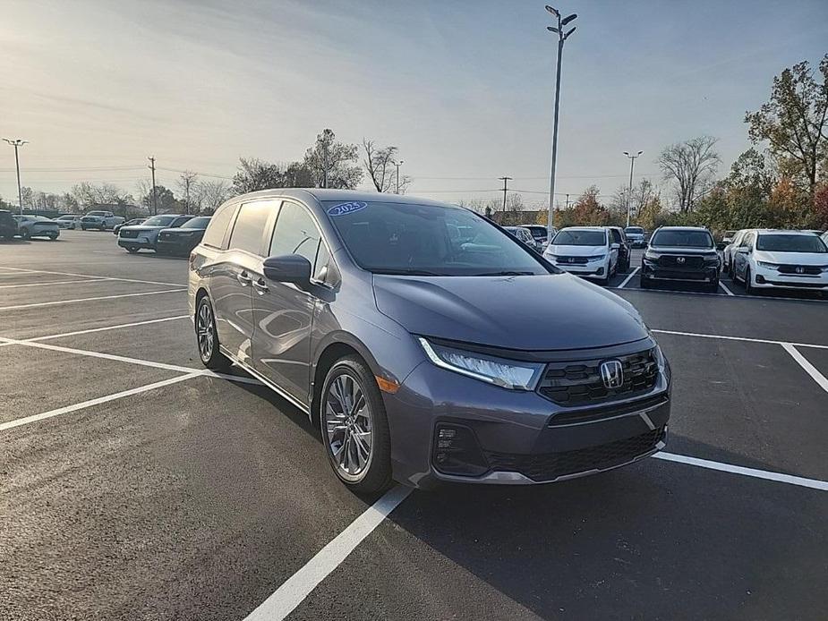 new 2025 Honda Odyssey car, priced at $48,005