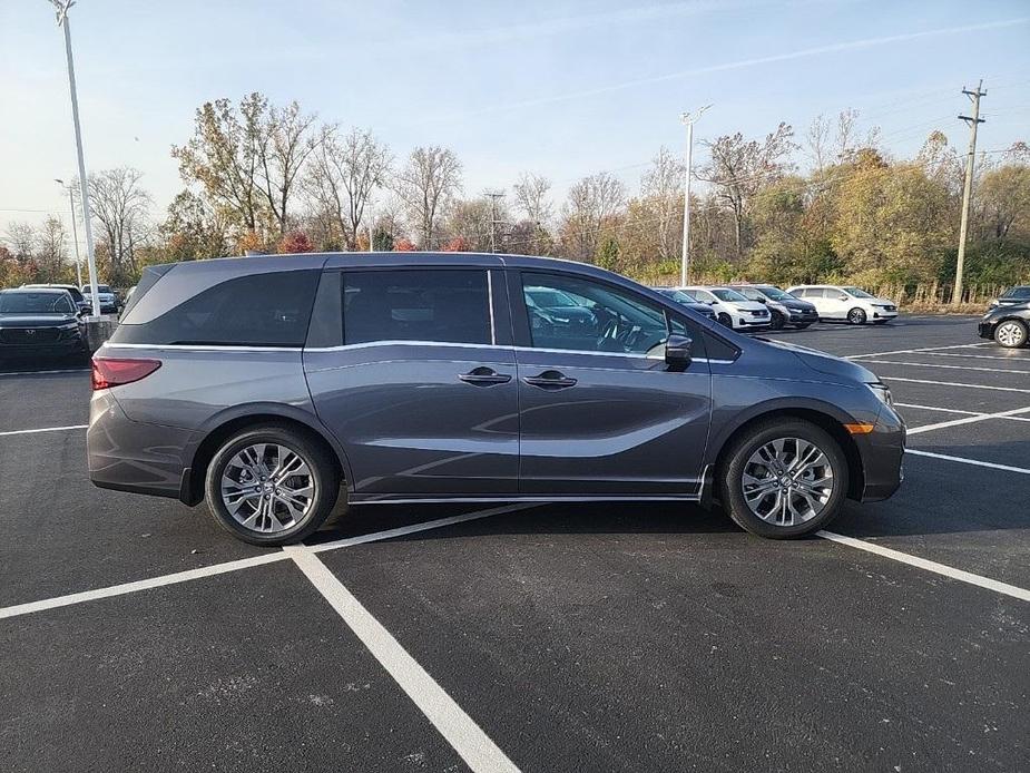 new 2025 Honda Odyssey car, priced at $48,005