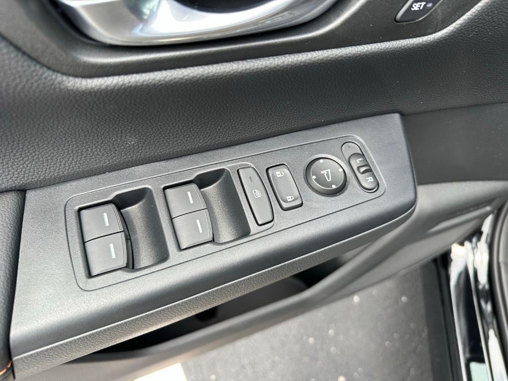 new 2026 Honda CR-V Hybrid car, priced at $41,620