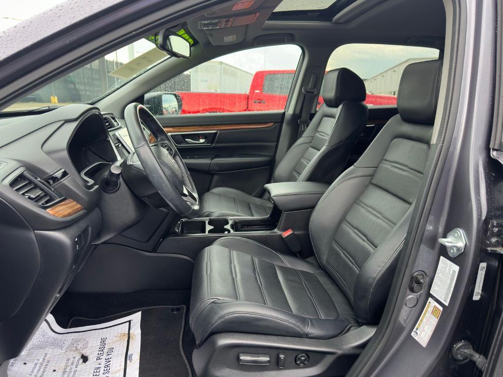used 2022 Honda CR-V car, priced at $30,900