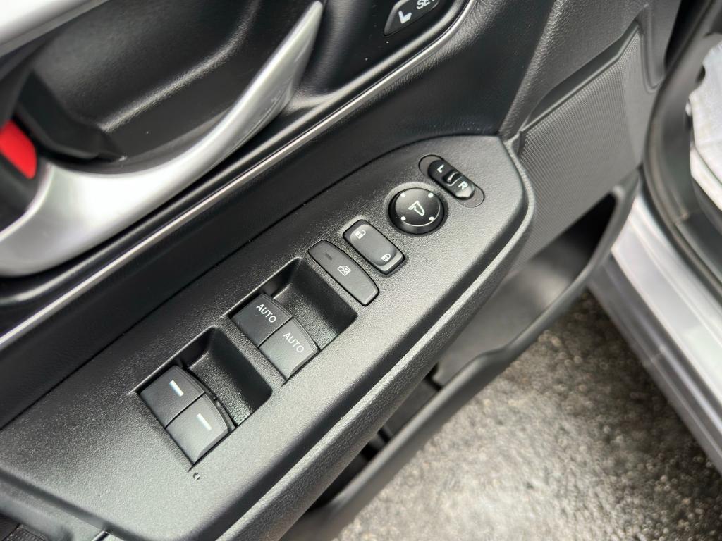 used 2022 Honda CR-V car, priced at $30,900