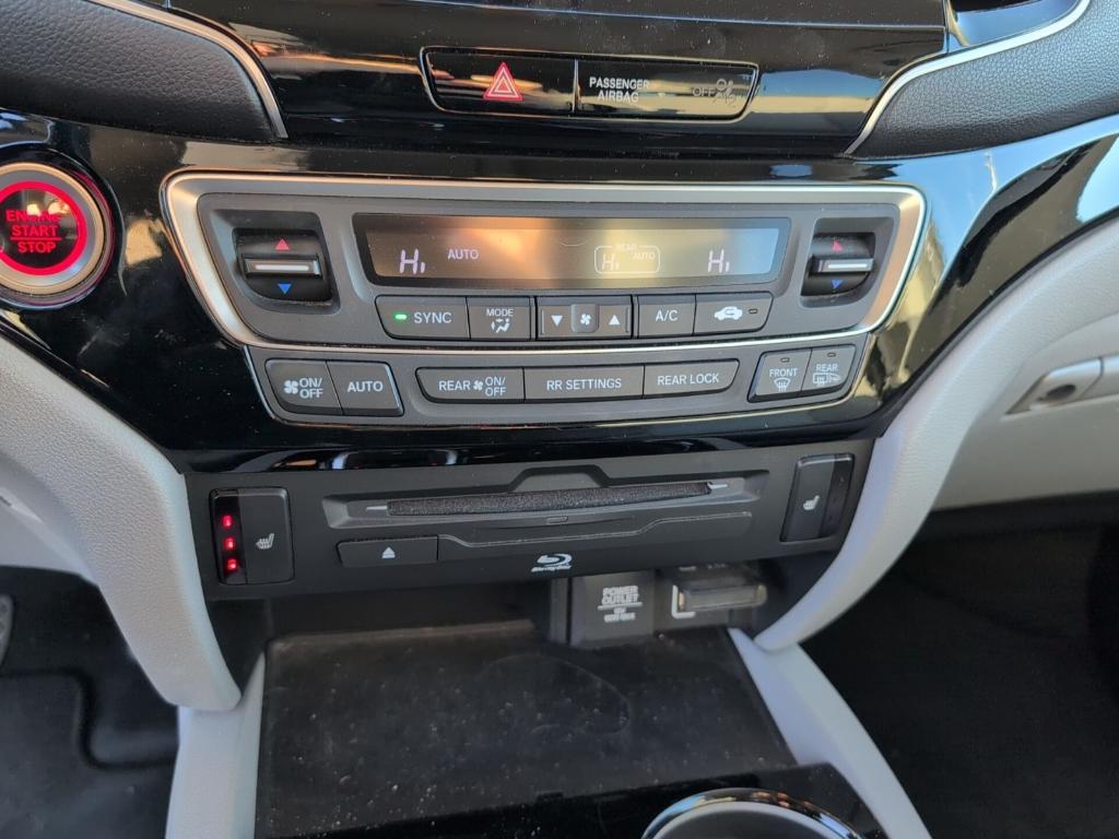 used 2021 Honda Pilot car, priced at $26,900