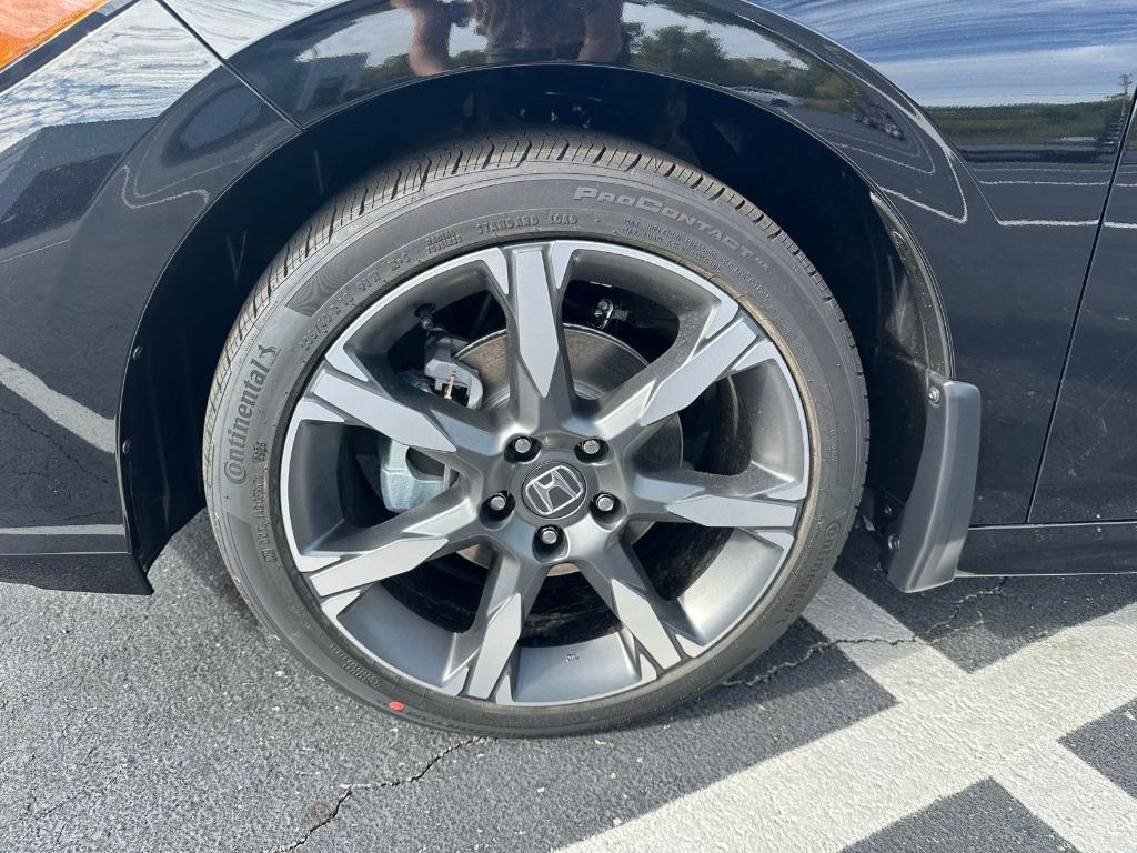 new 2026 Honda Civic Hybrid car, priced at $33,490