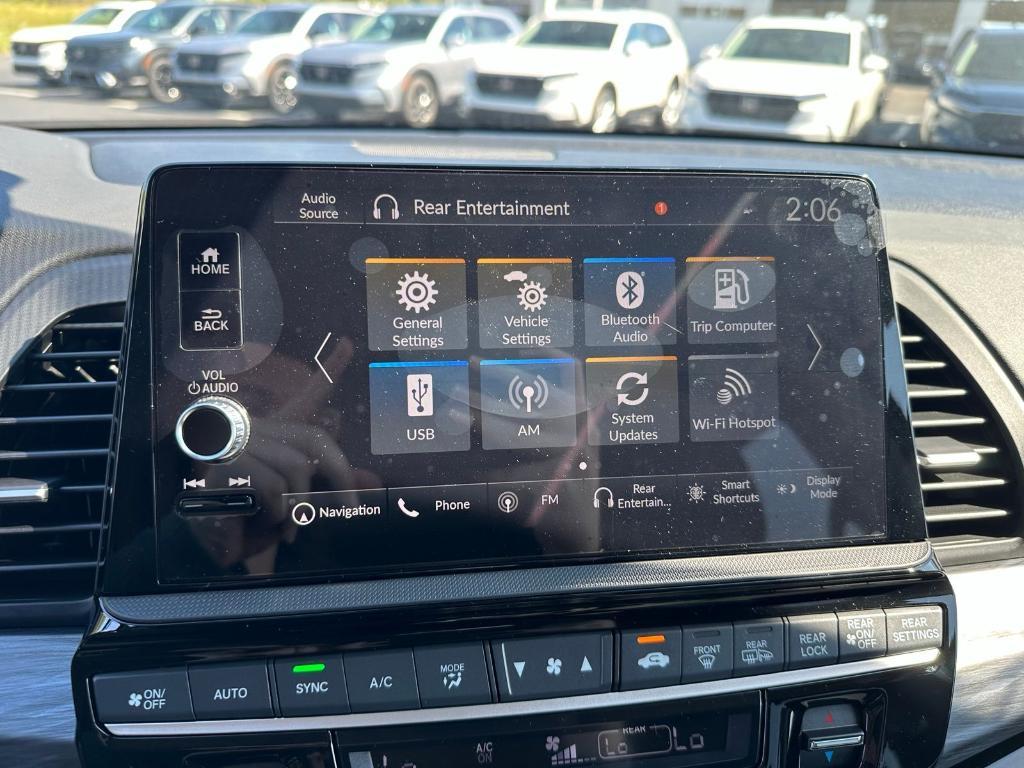 new 2026 Honda Odyssey car, priced at $53,555