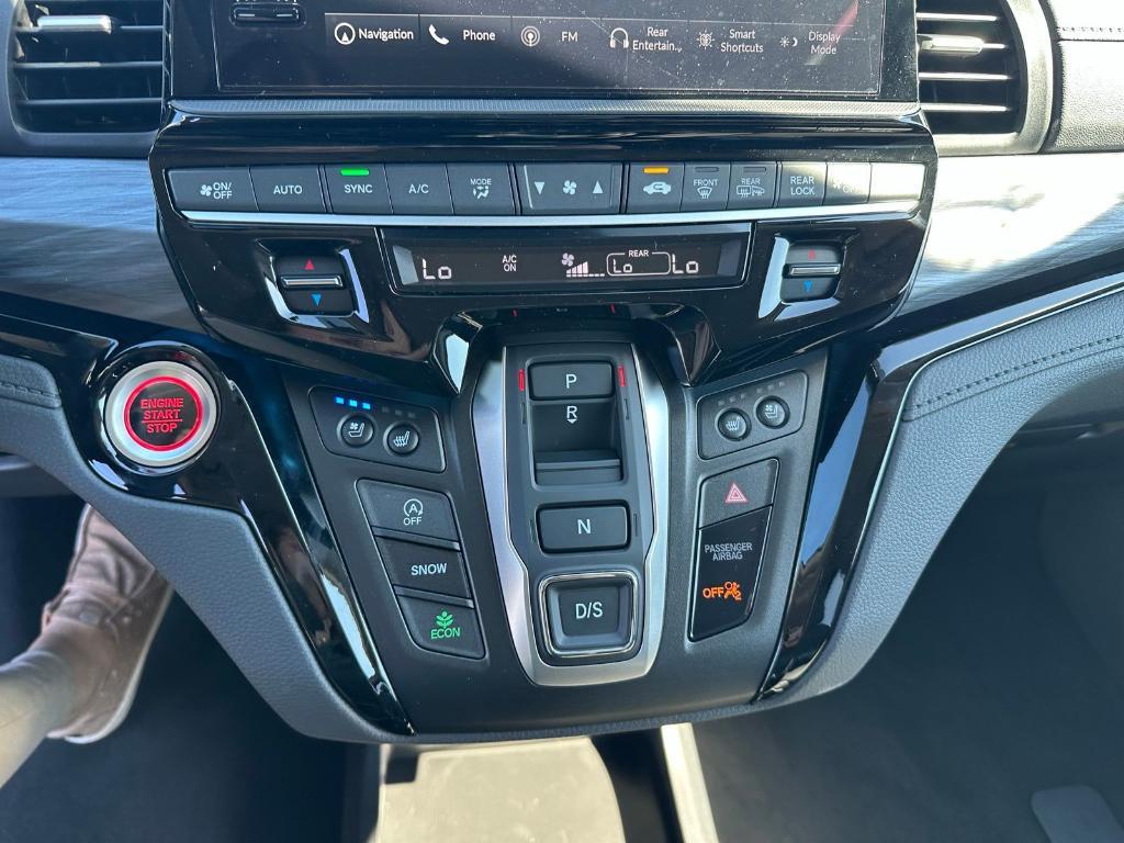 new 2026 Honda Odyssey car, priced at $53,555