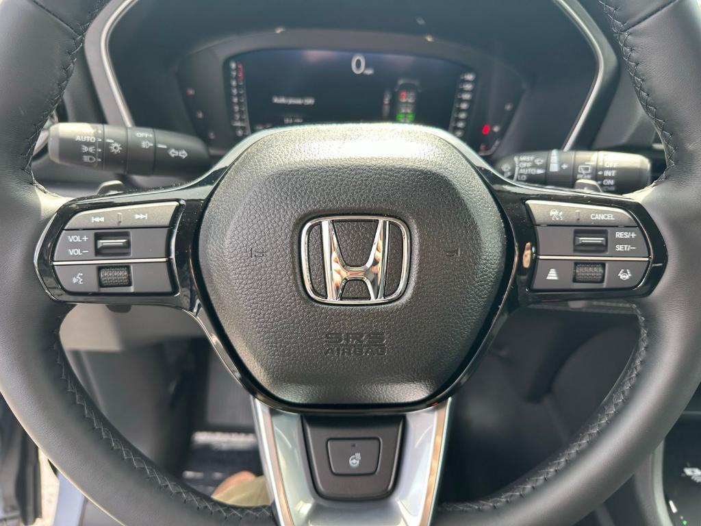 new 2025 Honda Pilot car, priced at $54,985