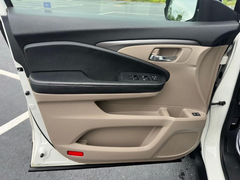 used 2016 Honda Pilot car, priced at $16,300