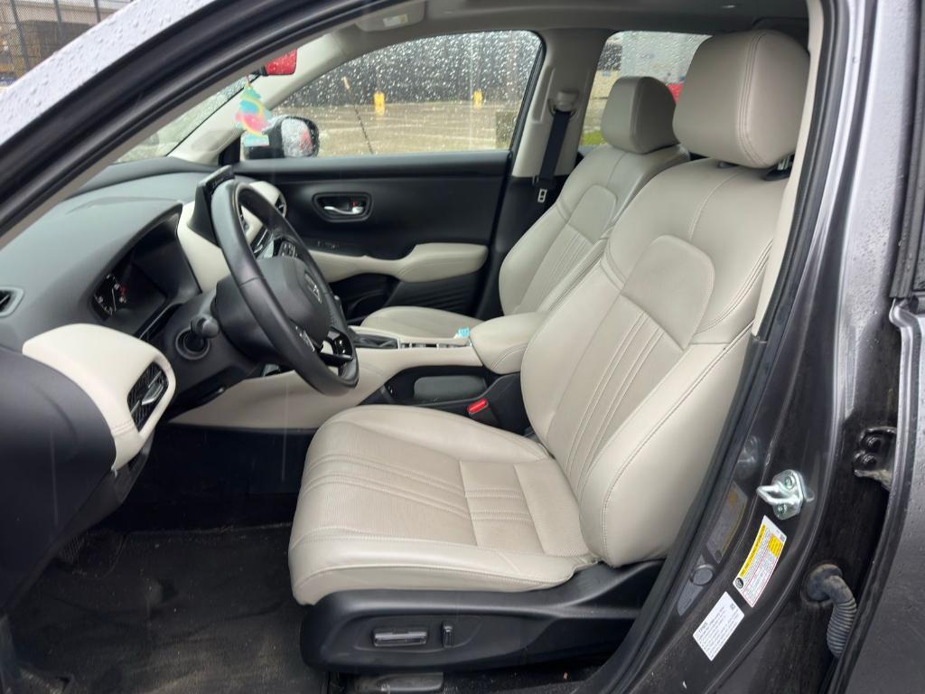 used 2024 Honda HR-V car, priced at $27,900