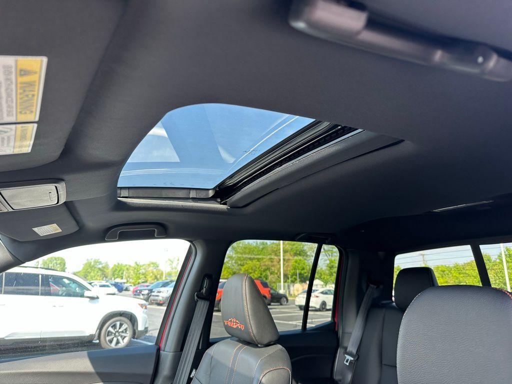new 2025 Honda Ridgeline car, priced at $47,585