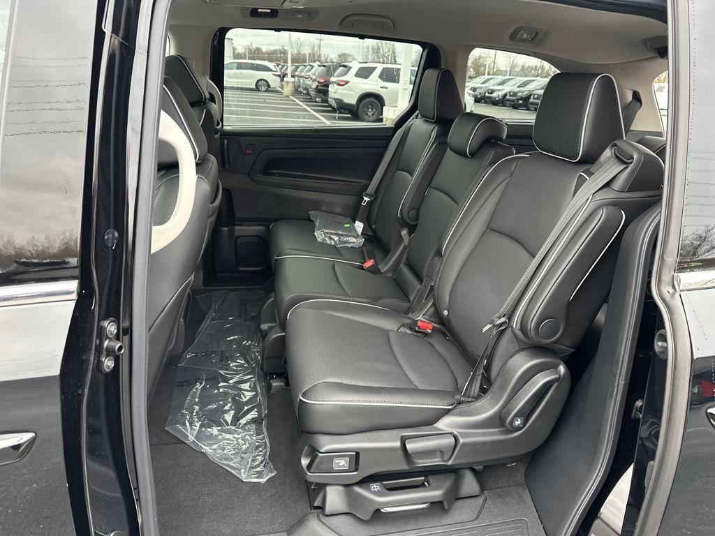 new 2025 Honda Odyssey car, priced at $52,630