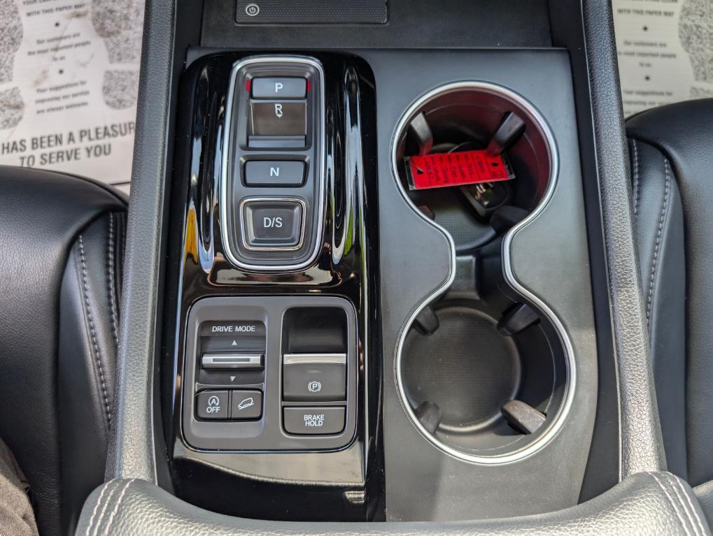 used 2024 Honda Pilot car, priced at $43,800