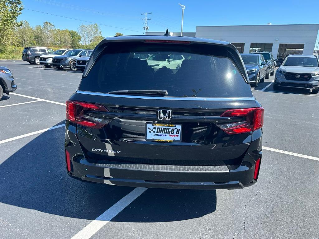 new 2026 Honda Odyssey car, priced at $44,290