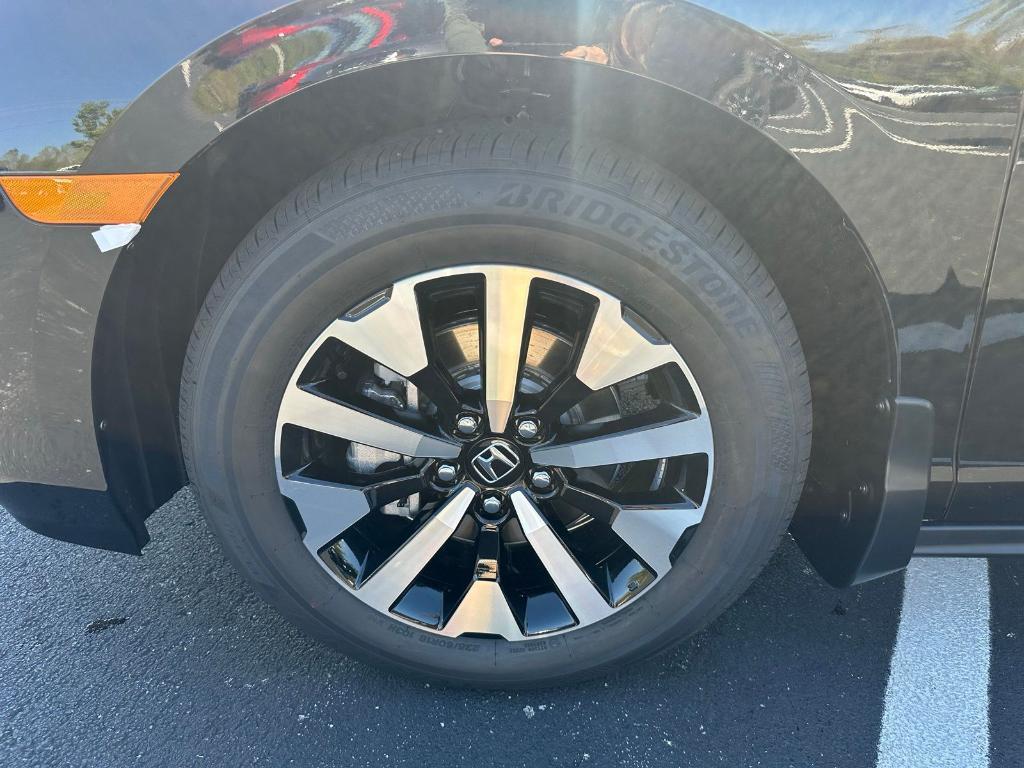 new 2026 Honda Odyssey car, priced at $44,290