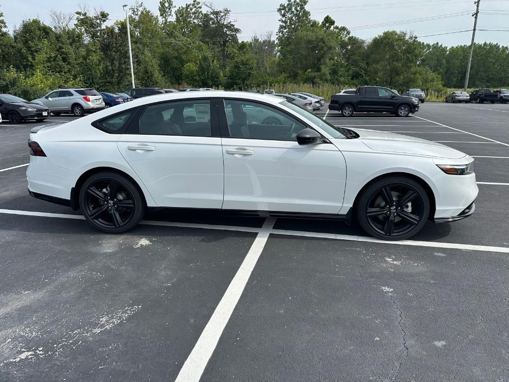new 2025 Honda Accord Hybrid car, priced at $36,980
