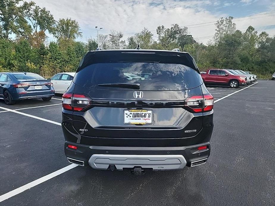 new 2025 Honda Pilot car, priced at $52,715