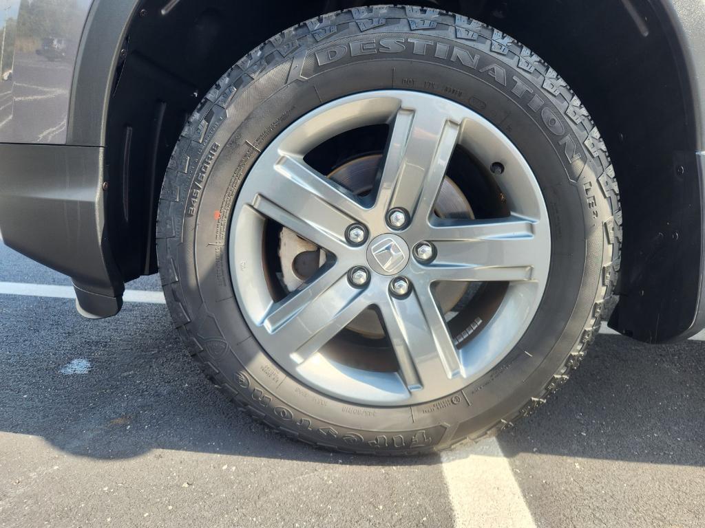 used 2023 Honda Ridgeline car, priced at $33,900