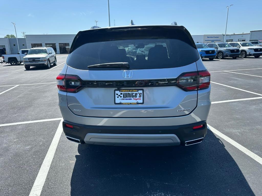 new 2025 Honda Pilot car, priced at $51,780