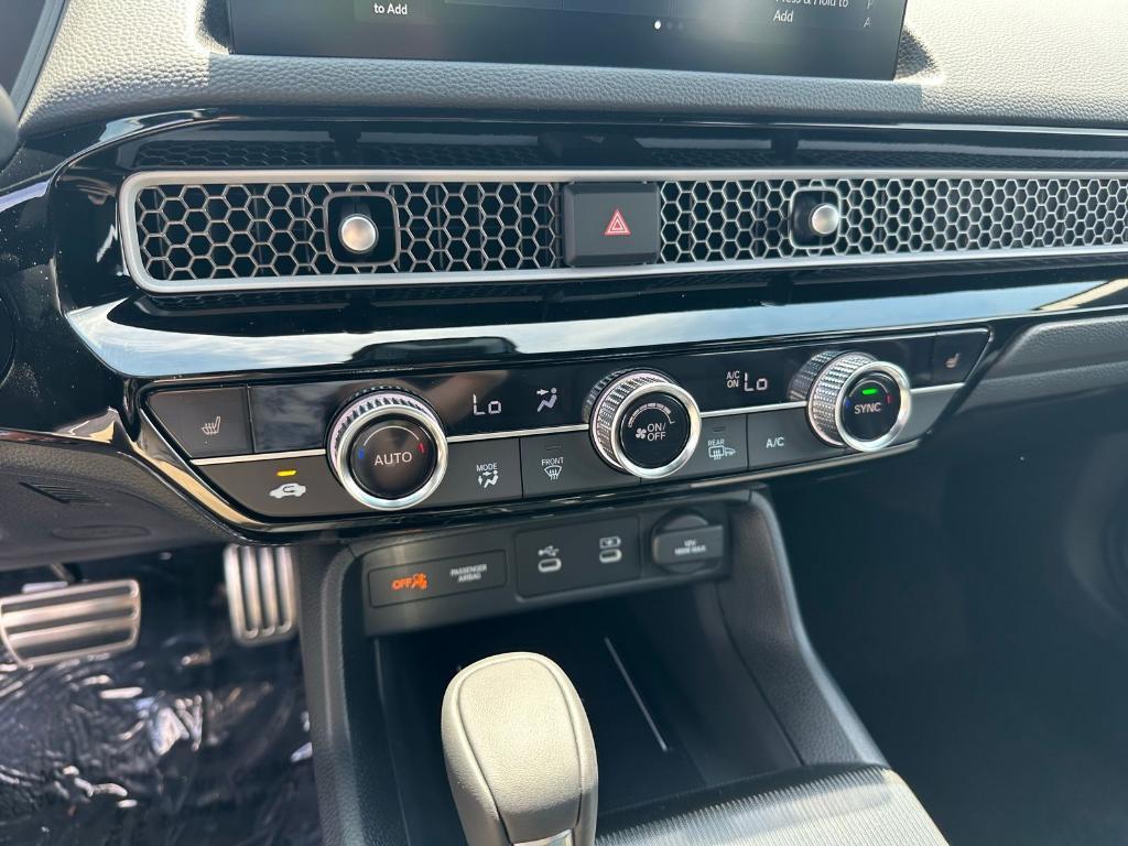 new 2026 Honda Civic Hybrid car, priced at $33,490