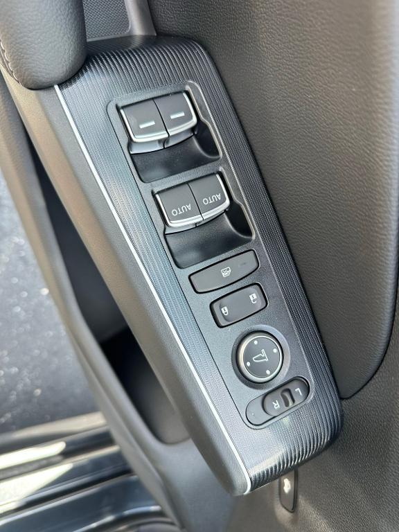 new 2026 Honda Civic Hybrid car, priced at $33,490