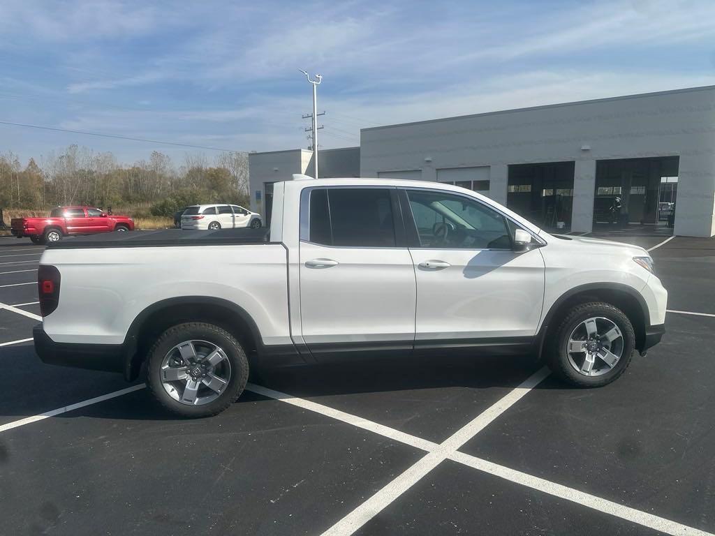 new 2025 Honda Ridgeline car, priced at $46,530