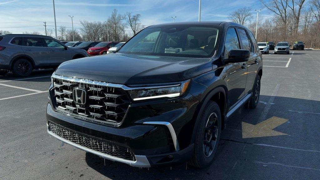 new 2025 Honda Pilot car, priced at $51,780