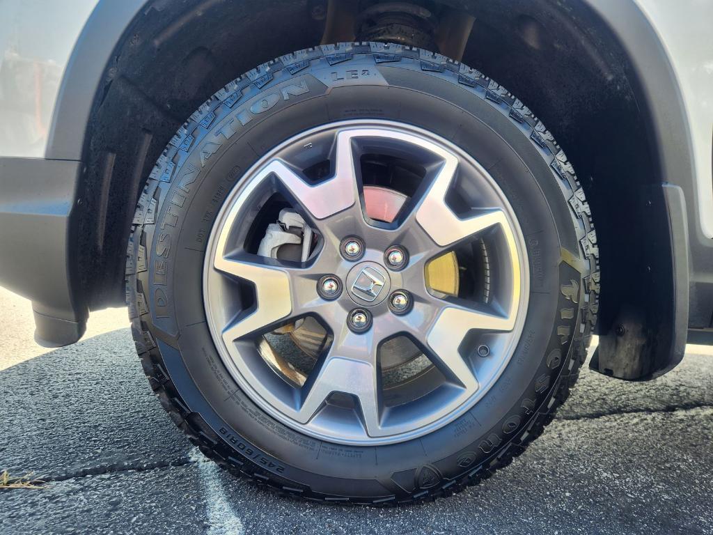 used 2023 Honda Passport car, priced at $35,600