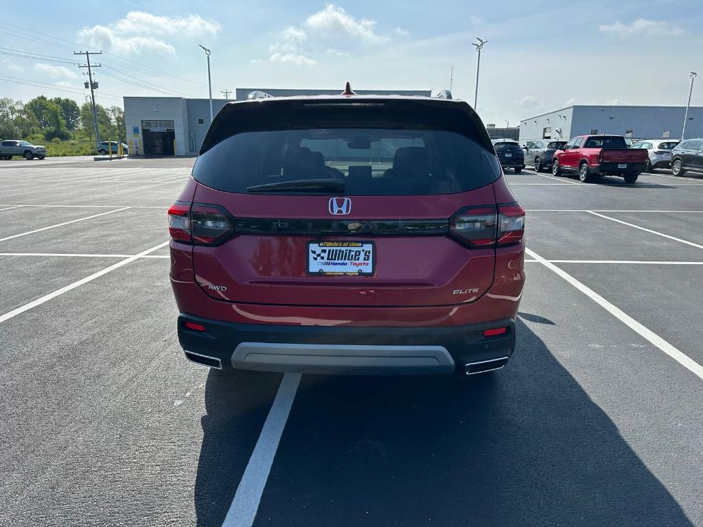 new 2025 Honda Pilot car, priced at $54,985