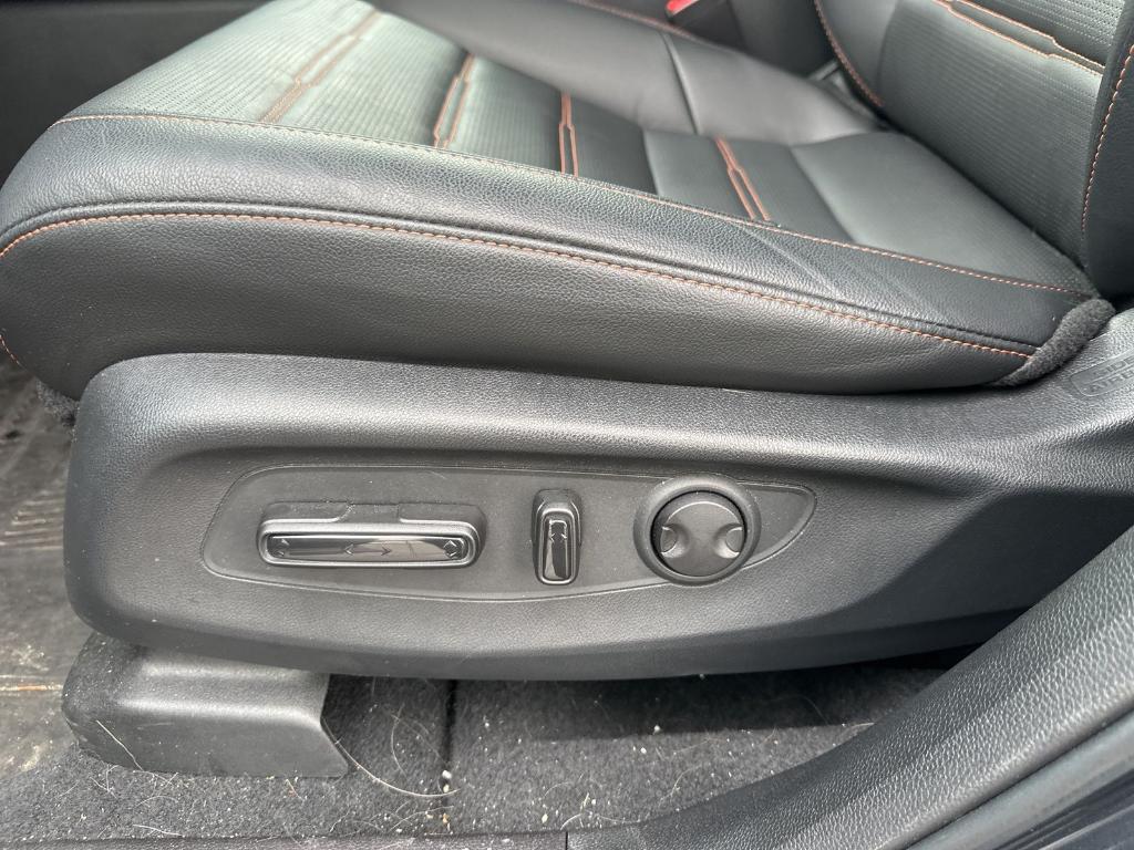 used 2025 Honda CR-V Hybrid car, priced at $39,700