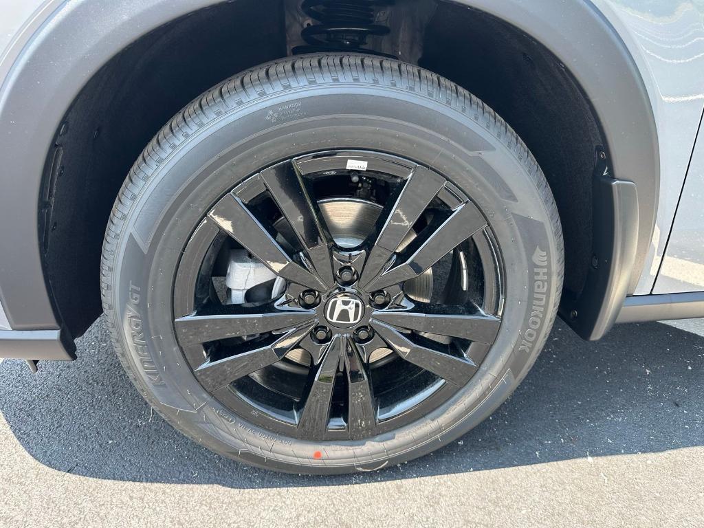 new 2026 Honda HR-V car, priced at $31,350