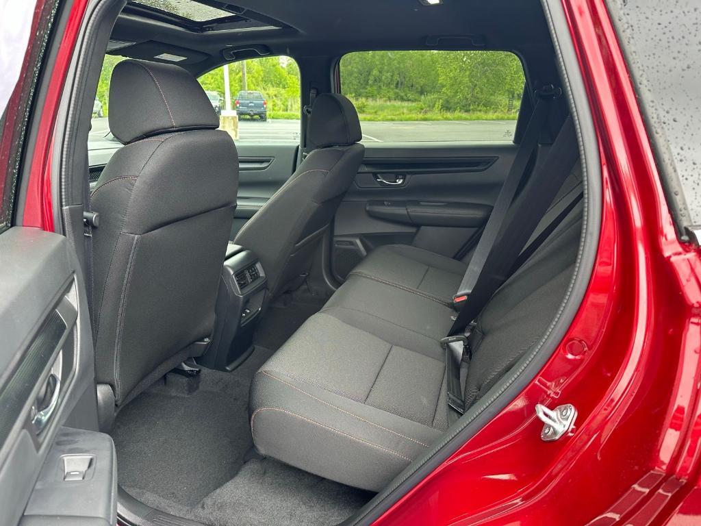 new 2025 Honda CR-V Hybrid car, priced at $38,000