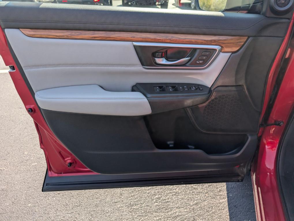 used 2020 Honda CR-V car, priced at $27,400