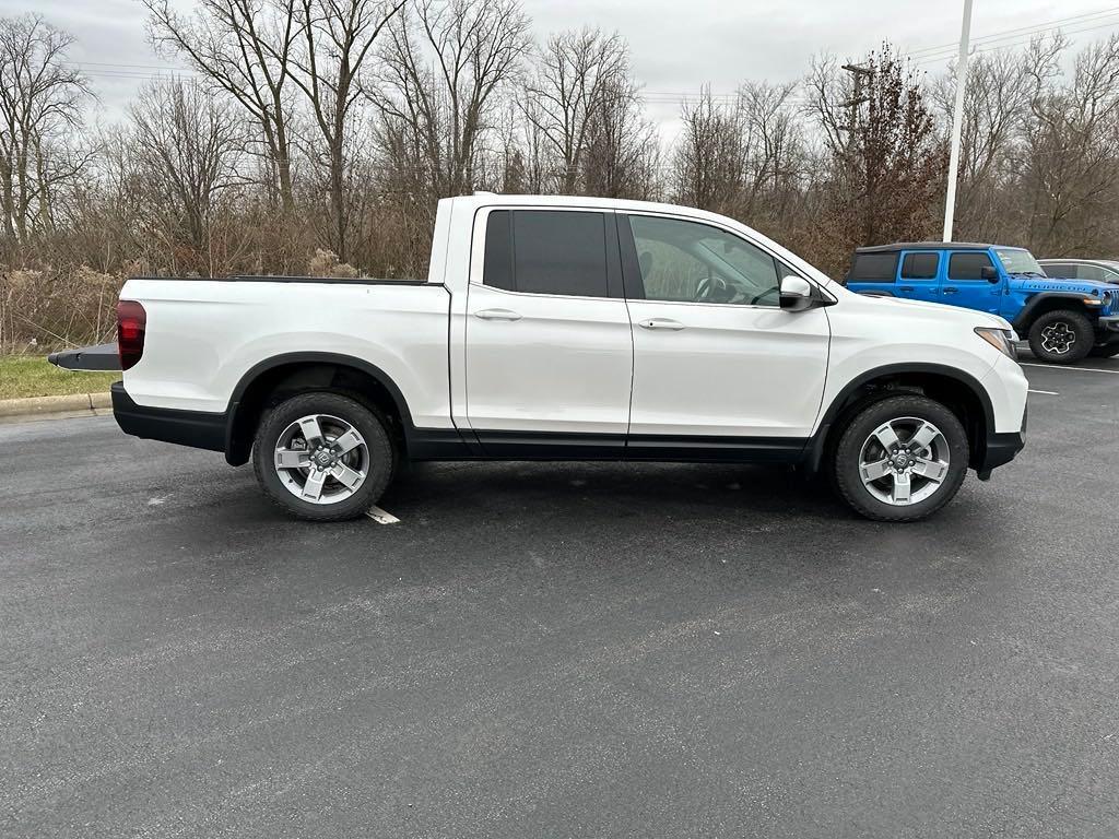 new 2025 Honda Ridgeline car, priced at $45,080