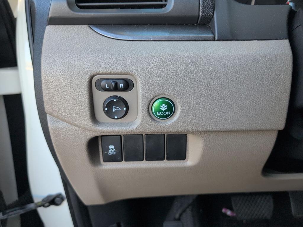 used 2016 Honda Pilot car, priced at $11,900