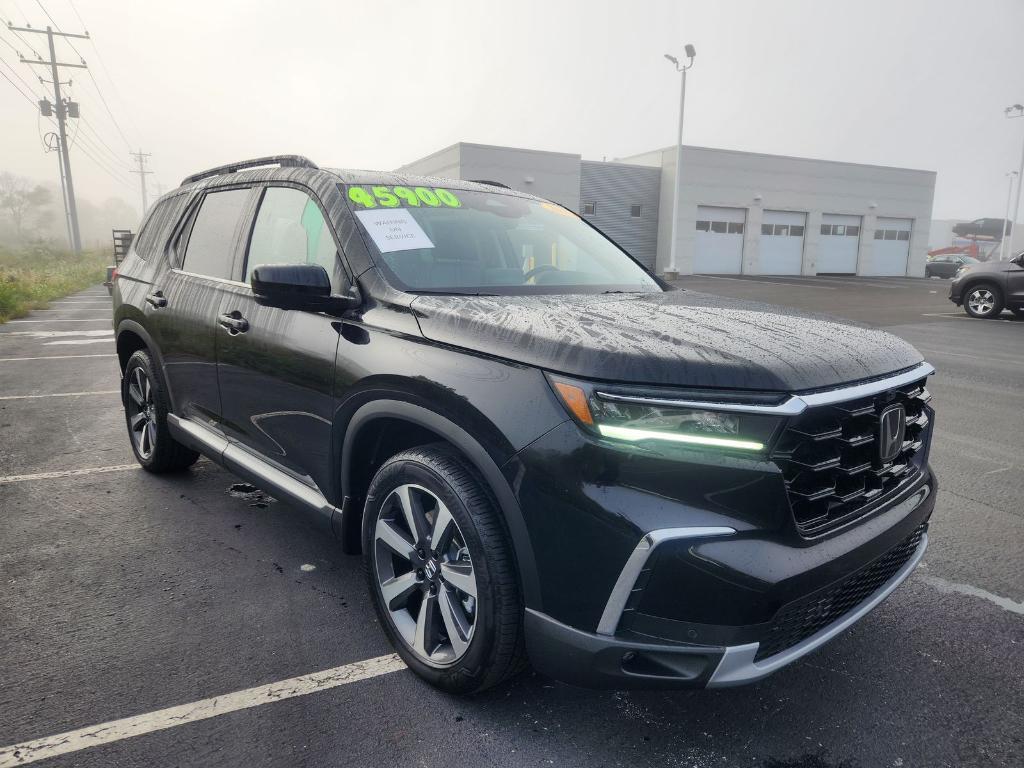 used 2023 Honda Pilot car, priced at $45,900