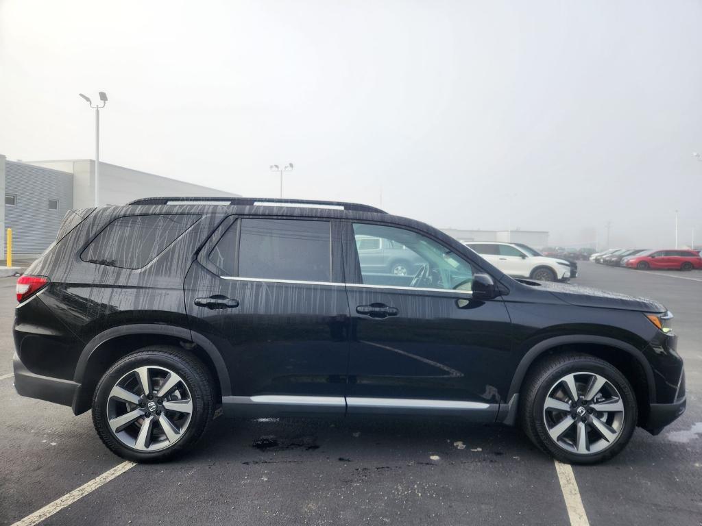 used 2023 Honda Pilot car, priced at $45,900