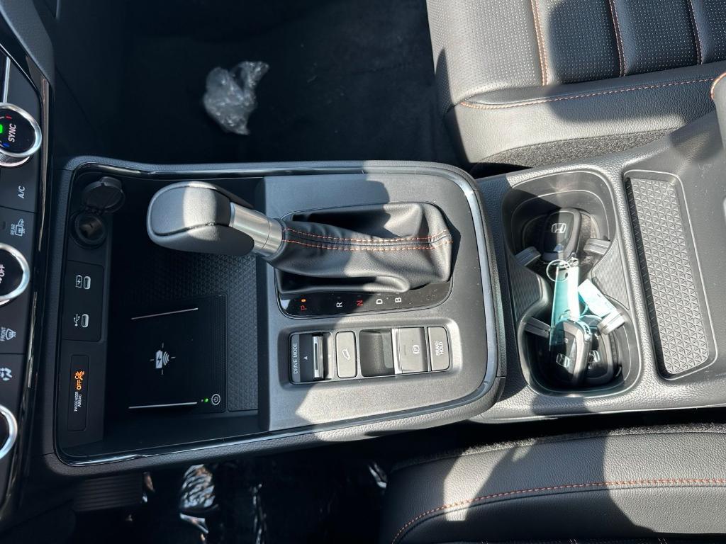 new 2026 Honda CR-V Hybrid car, priced at $44,155