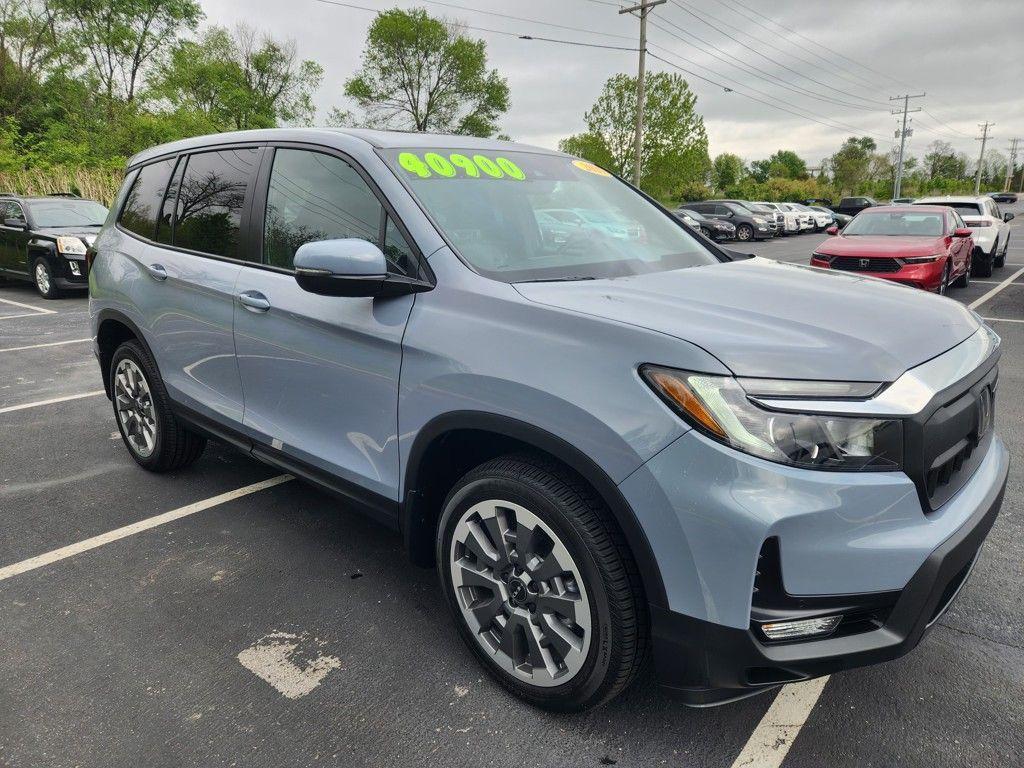 used 2025 Honda Passport car, priced at $40,900