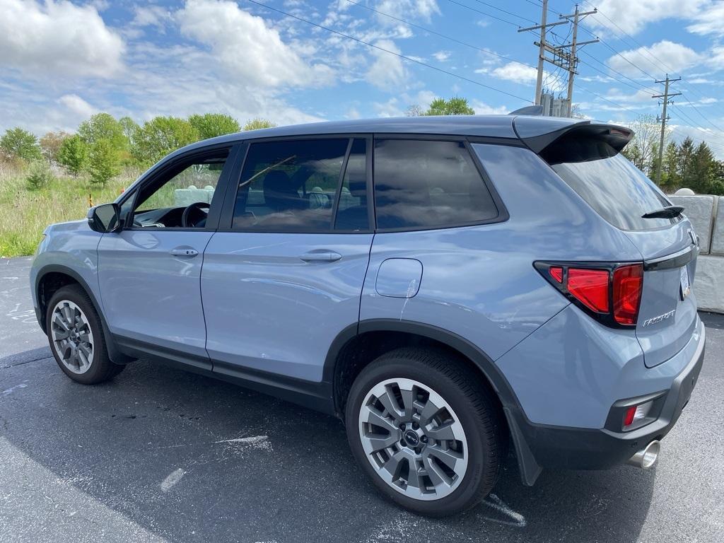 used 2025 Honda Passport car, priced at $40,900