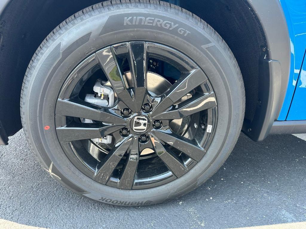 new 2026 Honda HR-V car, priced at $29,850