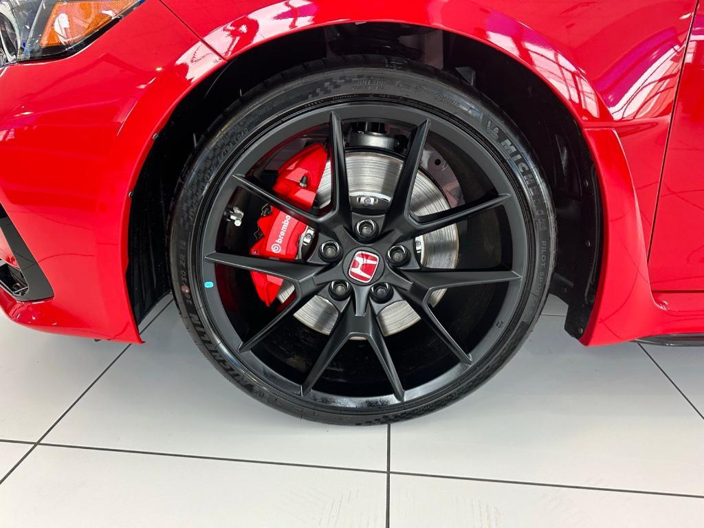 new 2025 Honda Civic Type R car, priced at $47,090