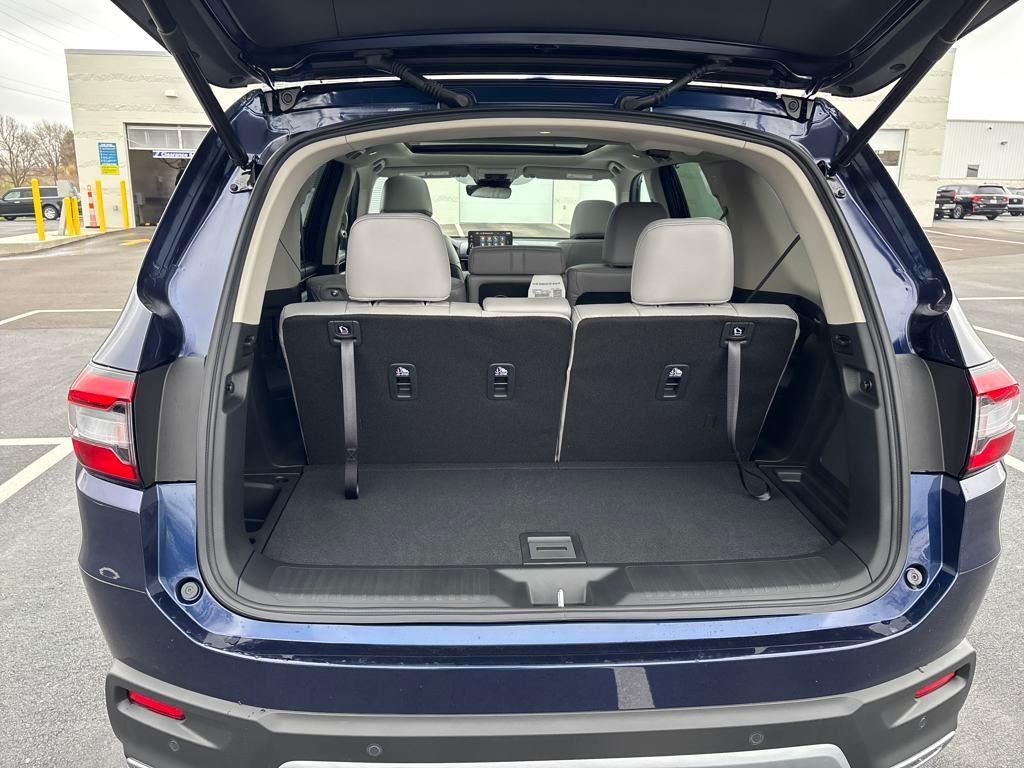new 2025 Honda Pilot car, priced at $51,050