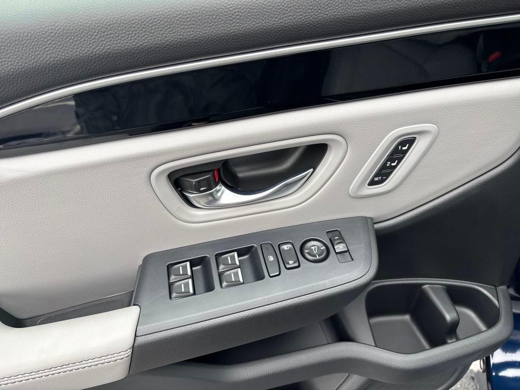 new 2025 Honda Pilot car, priced at $51,050