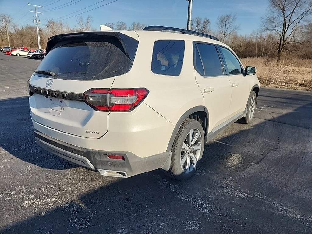 used 2024 Honda Pilot car, priced at $47,800