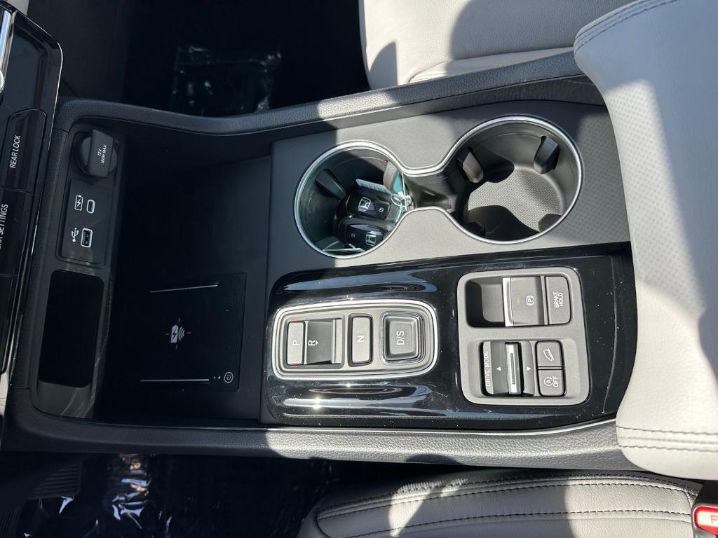 new 2025 Honda Pilot car, priced at $51,095