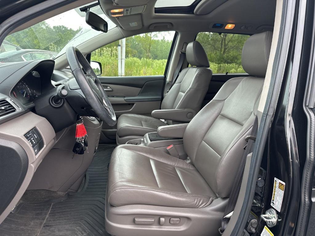 used 2013 Honda Odyssey car, priced at $14,900