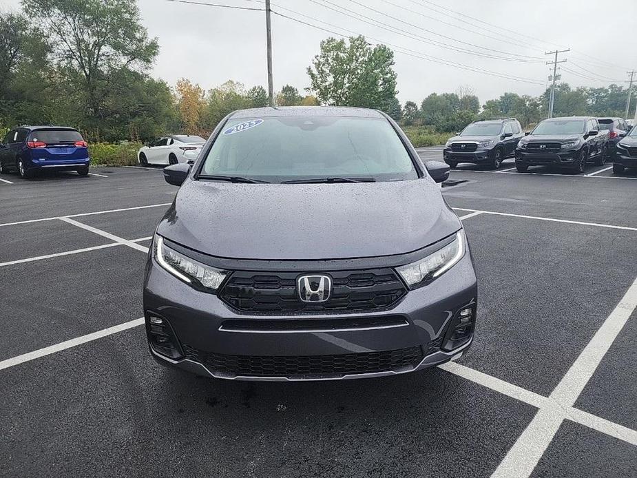 new 2025 Honda Odyssey car, priced at $48,005